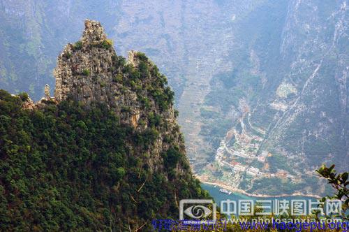 三峡春秋歌谱